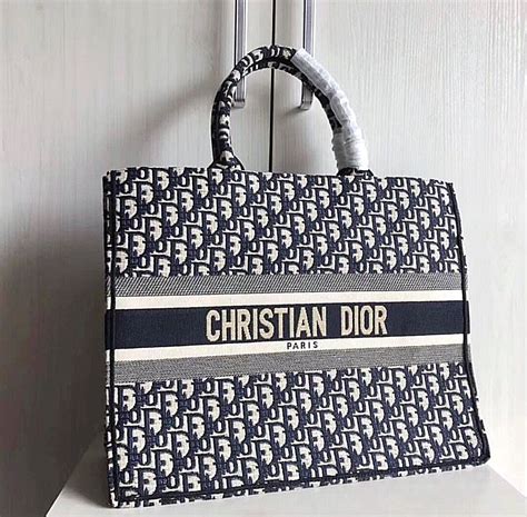 christian dior beach bag